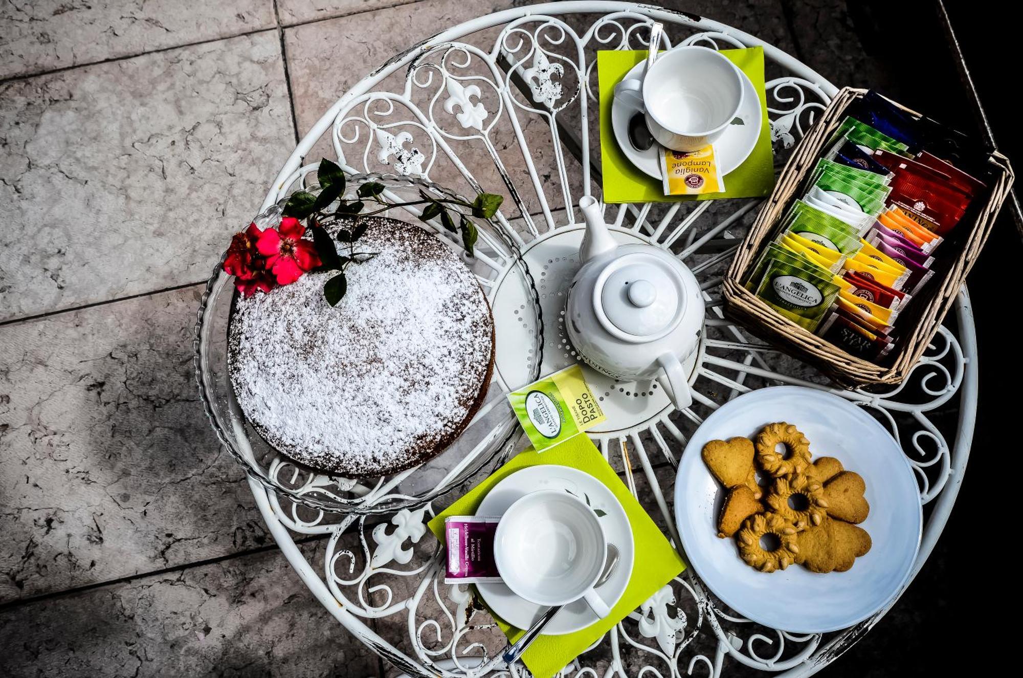 Fra Rose E Mughi Bed & Breakfast Domegge di Cadore Luaran gambar
