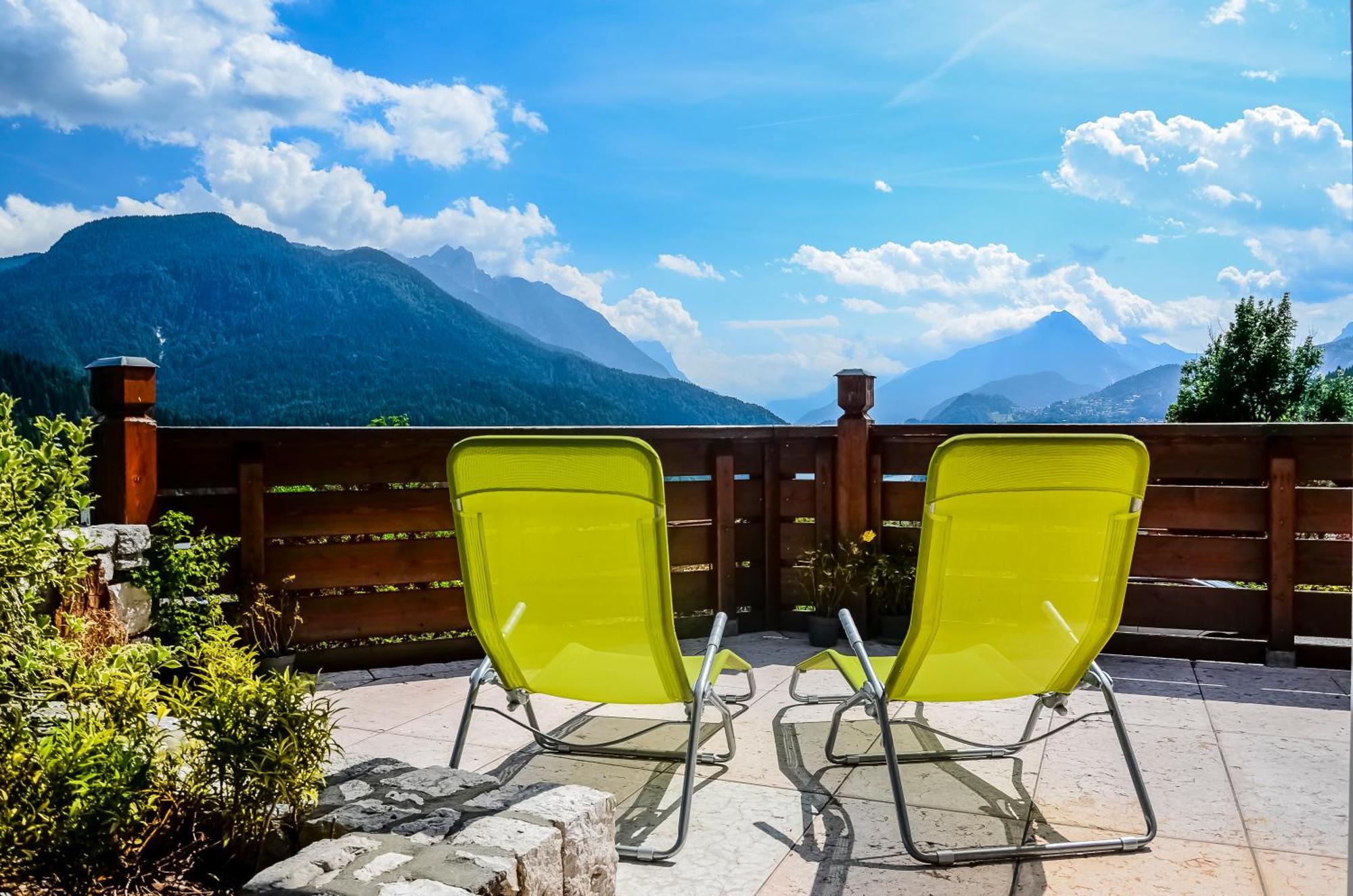 Fra Rose E Mughi Bed & Breakfast Domegge di Cadore Luaran gambar