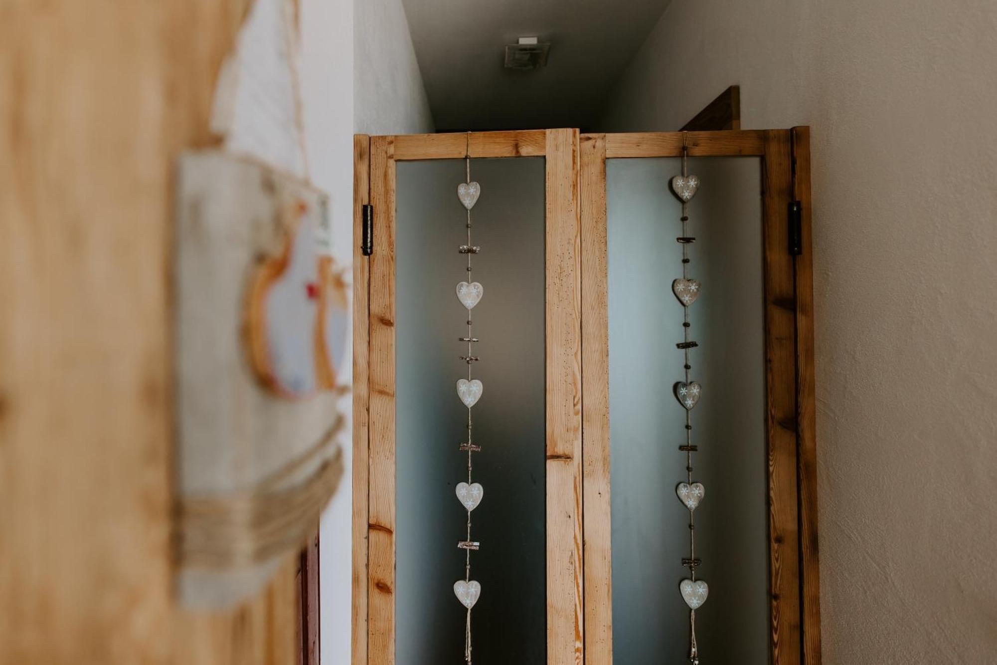 Fra Rose E Mughi Bed & Breakfast Domegge di Cadore Luaran gambar