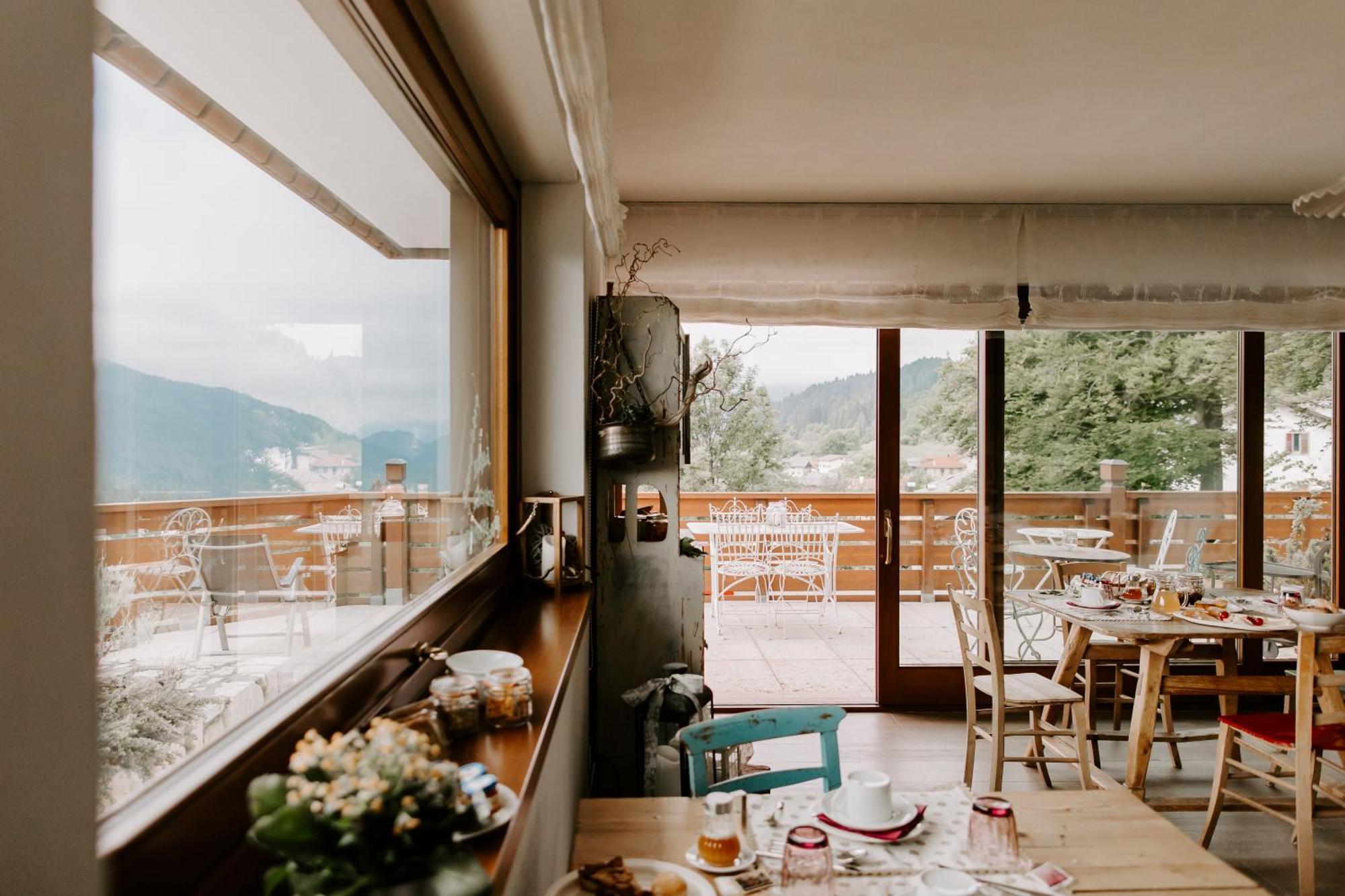 Fra Rose E Mughi Bed & Breakfast Domegge di Cadore Luaran gambar